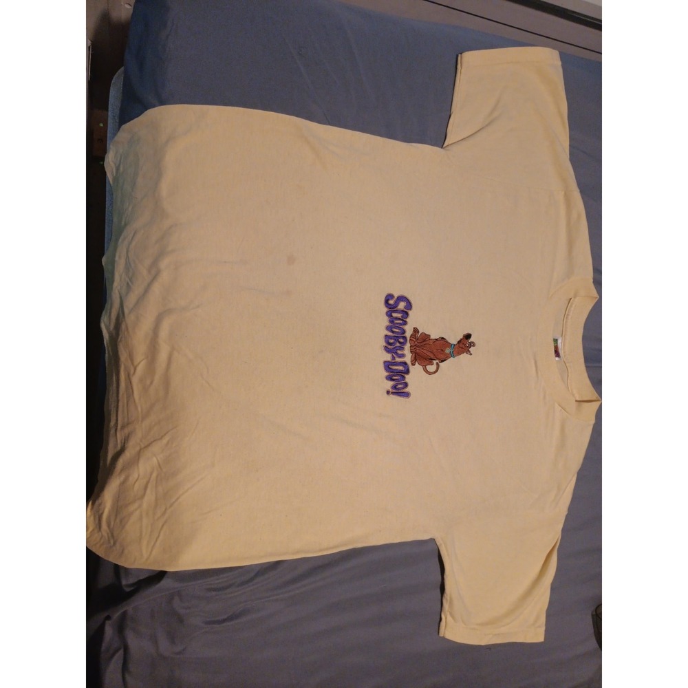 Vintage Mustard Yellow Scooby-Doo Fruit Of The Loom 90s Embroidered Size ( M).